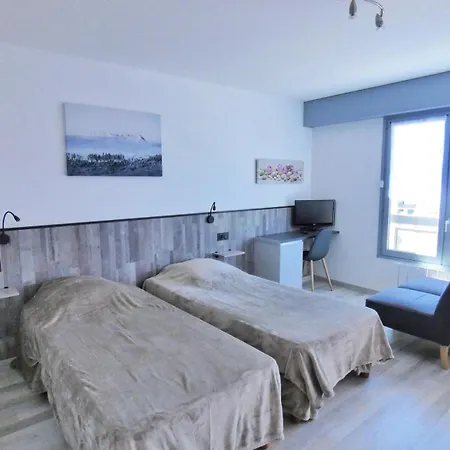 Le Chateau Durieux 4 - Coup De Coeur Pour Ce Petit Entierement Relooke ! Mae-7184 公寓 艾克斯莱班