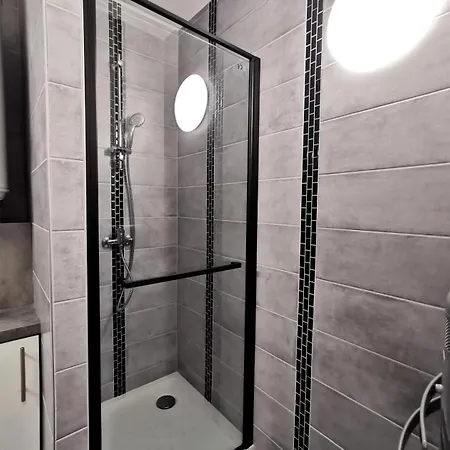 Lägenhet Le Chateau Durieux 4 - Coup De Coeur Pour Ce Petit Entierement Relooke ! Mae-7184